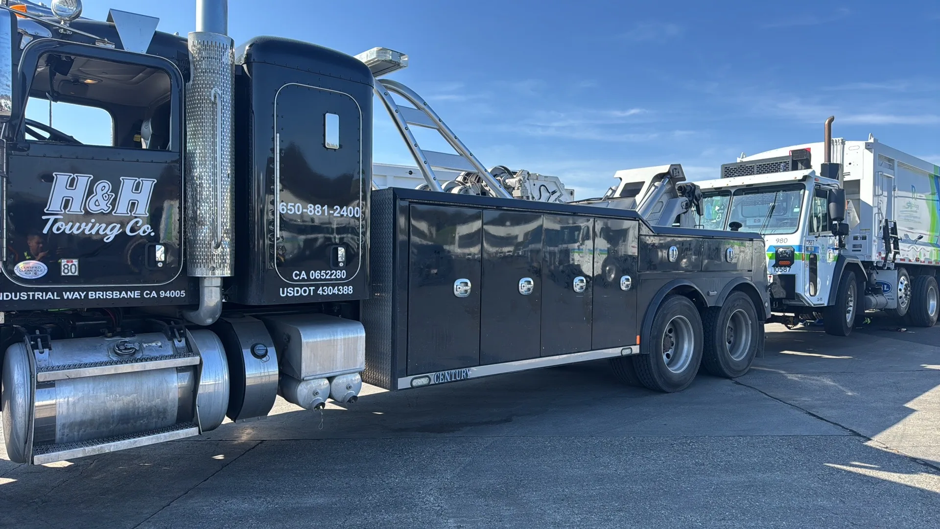 Oakland towing and recovery service